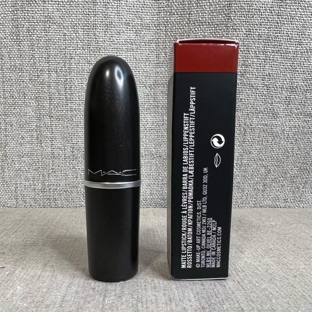 🎁2 for $30🎁 MAC Lipstick Matte in Chili - Picture 4 of 6
